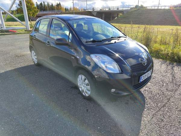 Toyota Yaris Oulu - valokuva 5
