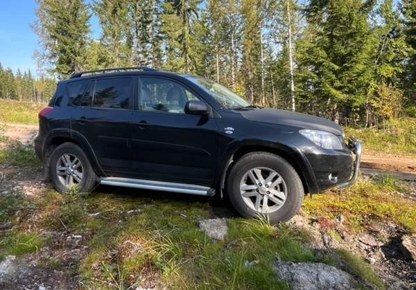 Toyota RAV4 Jyväskylä - valokuva 3