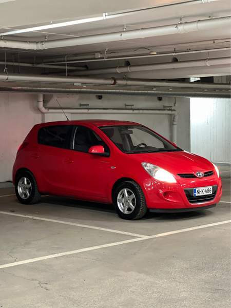 Hyundai i20 Helsinki - valokuva 1