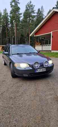Volvo V70 Болу