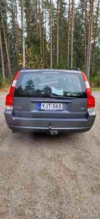 Volvo V70 Болу