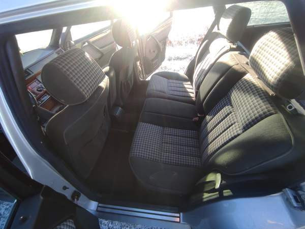 Mercedes-Benz E Taivalkoski - valokuva 6