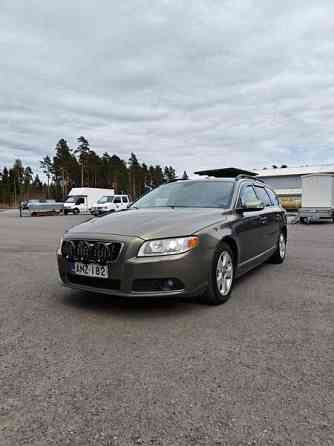 Volvo V70 Ugleural'skiy