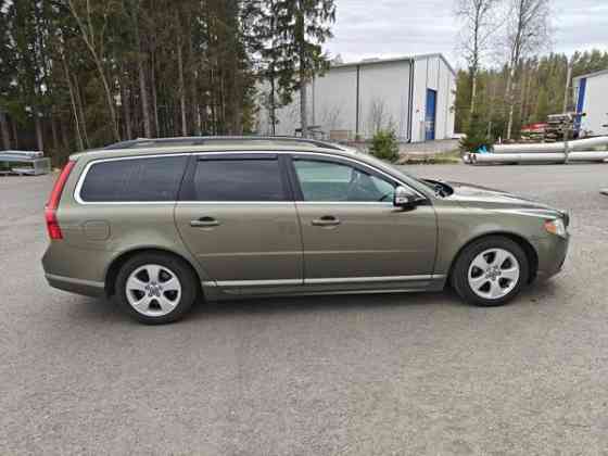 Volvo V70 Ugleural'skiy