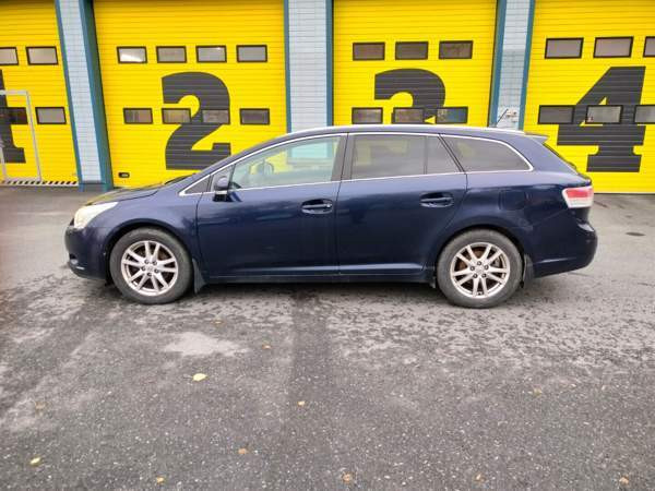 Toyota Avensis Pälkäne - valokuva 1