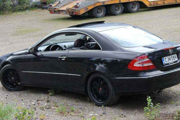 Mercedes-Benz CLK Halsua - изображение 2