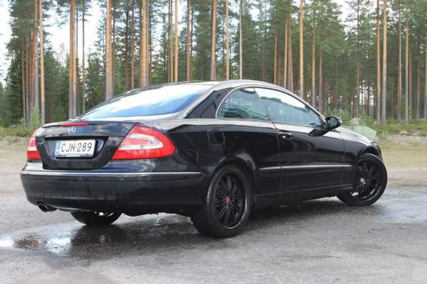 Mercedes-Benz CLK Halsua - изображение 6