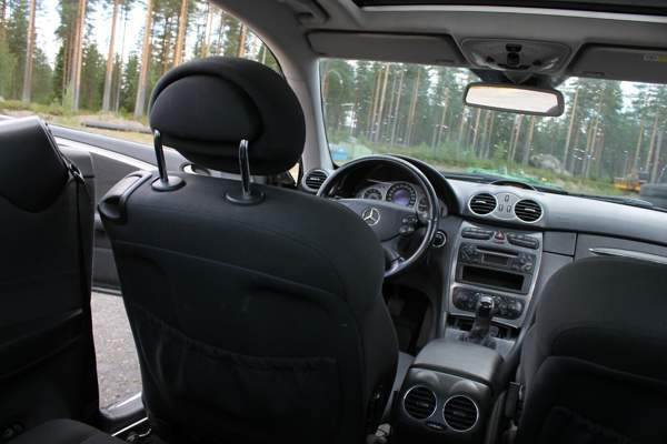 Mercedes-Benz CLK Halsua - изображение 5