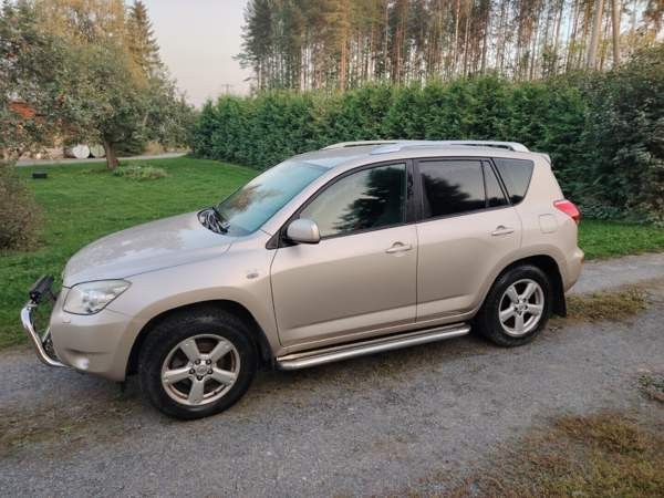 Toyota RAV4 Loppi – foto 1