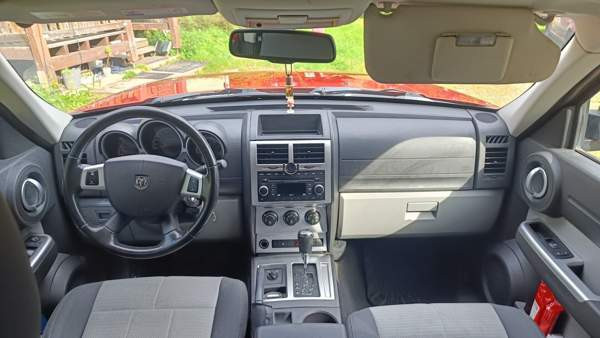 Dodge Nitro Ylivieska - valokuva 7