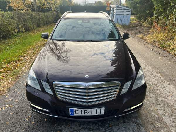 Mercedes-Benz E Kuopio - valokuva 6