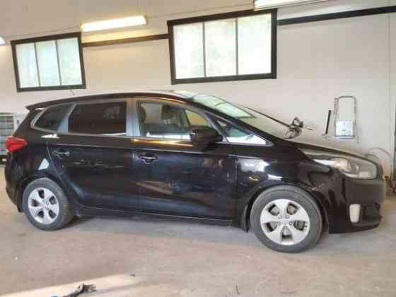 Kia Carens Kannus
