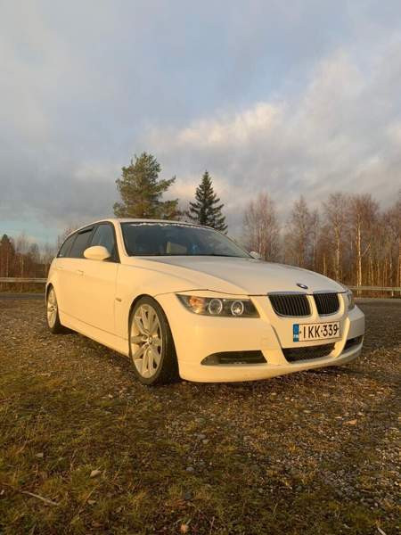 BMW 320 Vaala - valokuva 2