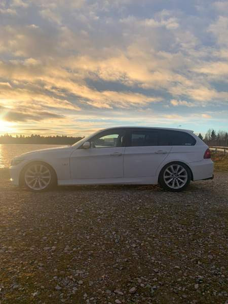 BMW 320 Vaala - valokuva 3