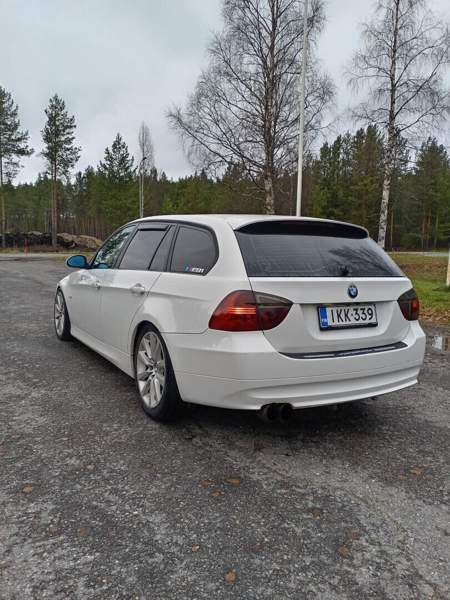 BMW 320 Vaala - valokuva 5