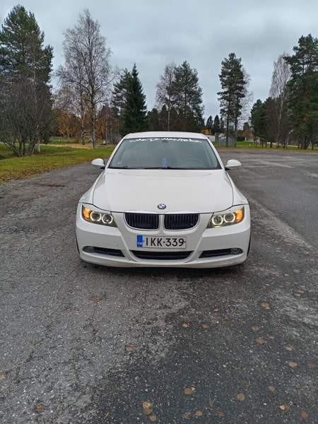 BMW 320 Vaala - valokuva 7