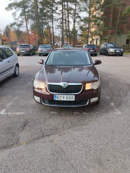 Skoda Superb Hamina - valokuva 1