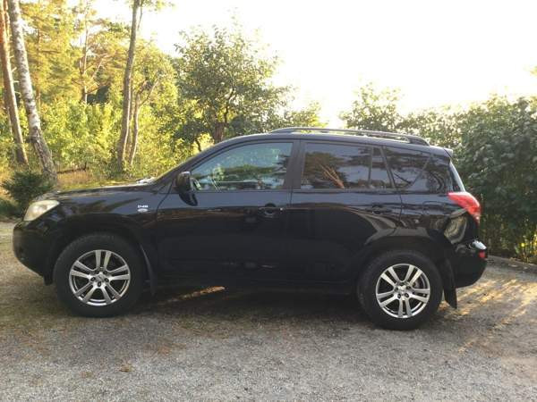 Toyota RAV4 Райсио - изображение 3