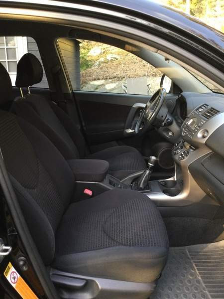 Toyota RAV4 Райсио - изображение 7