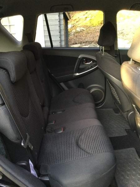 Toyota RAV4 Райсио - изображение 8