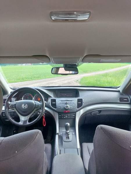 Honda Accord Lovisa - valokuva 8