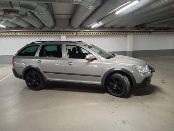 Skoda Octavia Helsinki - valokuva 3