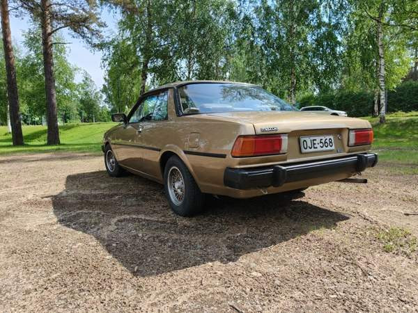 Mazda 626 Outokumpu - valokuva 1