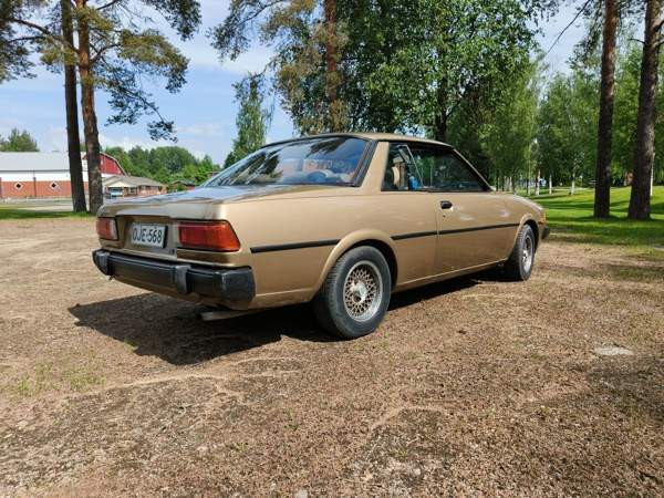 Mazda 626 Outokumpu - valokuva 2