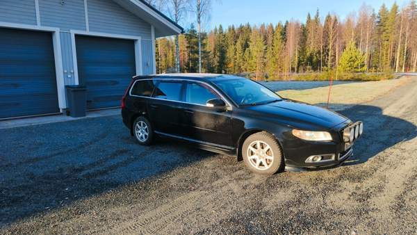 Volvo V70 Iisalmi - valokuva 1
