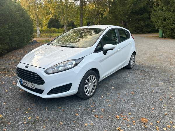 Ford Fiesta Hämeenlinna - valokuva 1