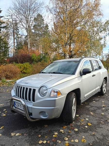 Jeep Compass Espoo - valokuva 1