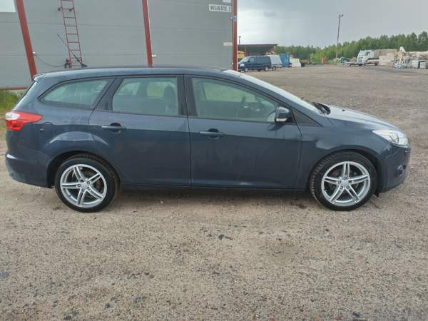 Ford Focus Rovaniemi - valokuva 2