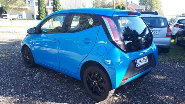 Toyota Aygo Эспоо - изображение 6
