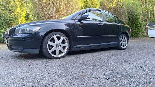 Volvo S40 Kalvola - valokuva 1