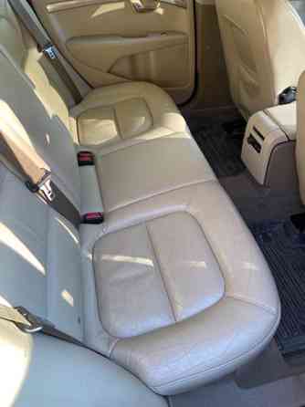 Volvo V70 Лон-ле-Сонье
