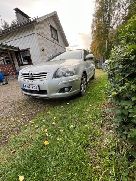 Toyota Avensis Äänekoski - изображение 8