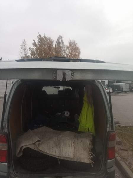 Toyota Hiace Kirkkonummi - valokuva 4