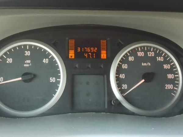Opel Vivaro Imatra - valokuva 8