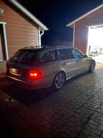 Mercedes-Benz E Liperi