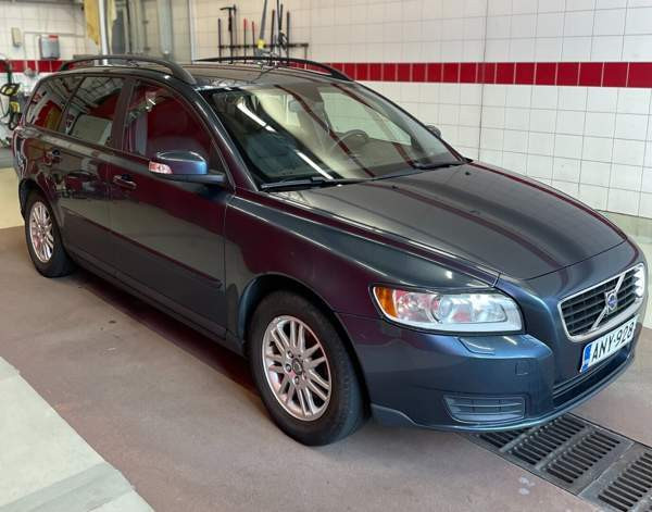 Volvo V50 Kirkkonummi - valokuva 1