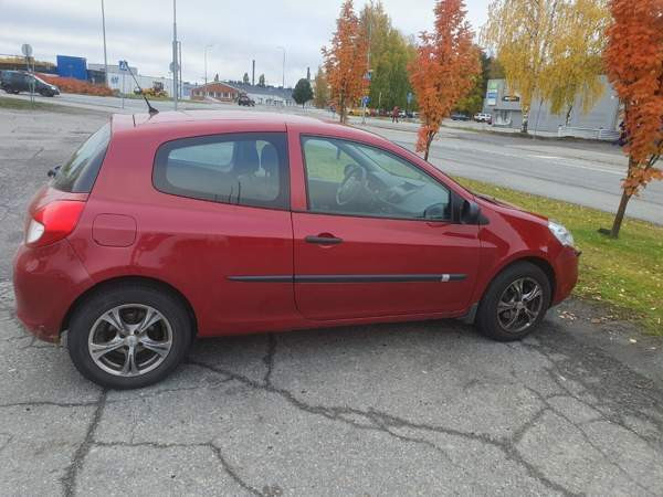 Renault Clio Joensuu - valokuva 2