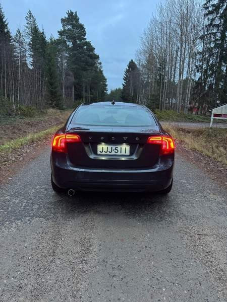Volvo S60 Oulu - valokuva 5
