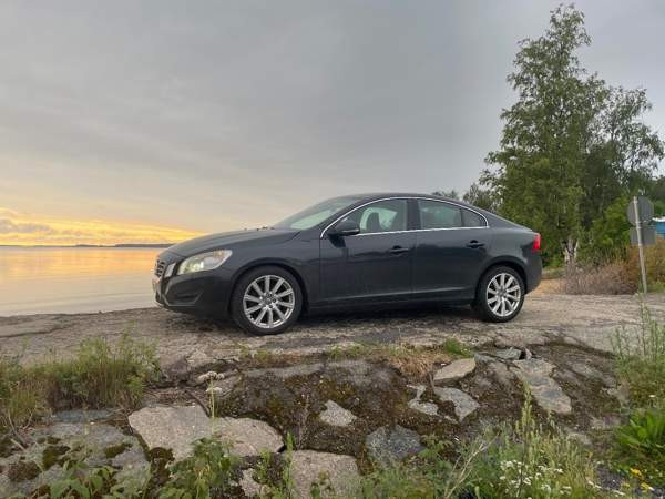 Volvo S60 Oulu - valokuva 7