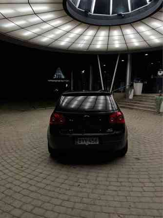 Volkswagen Golf Sarov