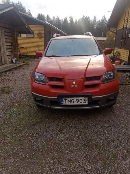 Mitsubishi Outlander Lodeynoye Pole - photo 1