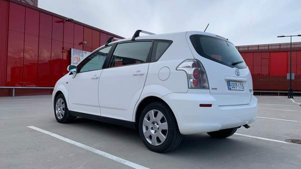 Toyota Corolla Verso Helsinki - valokuva 5