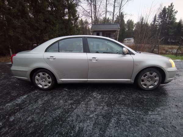 Toyota Avensis Haukipudas - valokuva 1