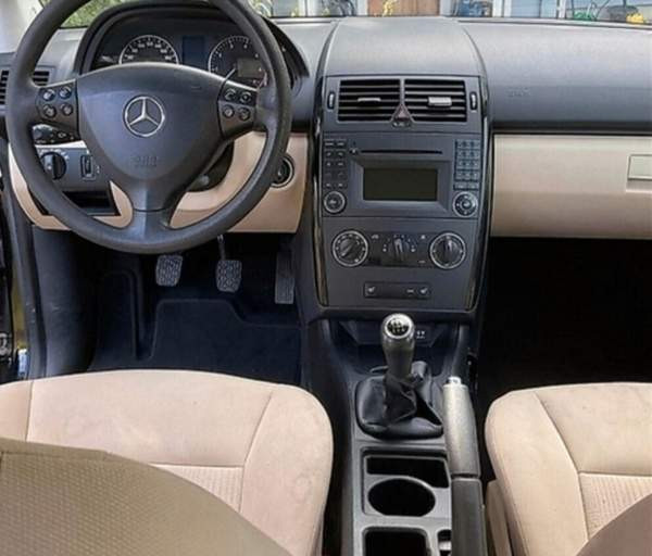 Mercedes-Benz A Vantaa - valokuva 2