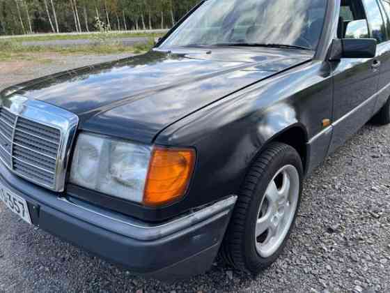 Mercedes-Benz E Рованиеми