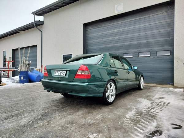 Mercedes-Benz C Tampere - valokuva 3